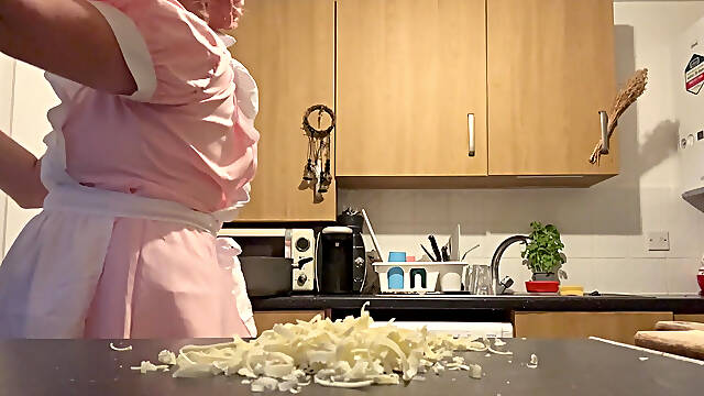 Nurse Joys Gulp Clinic Cheese Hand Job