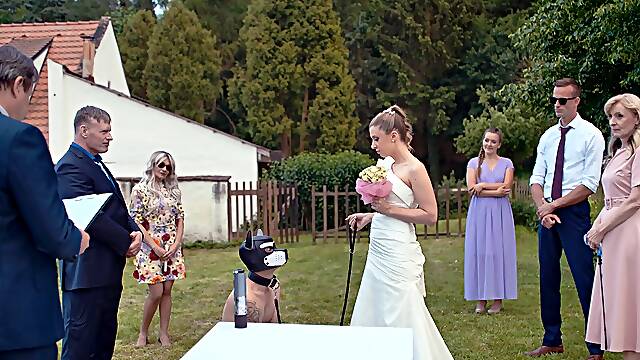 Andrea and her husband love to fuck in public